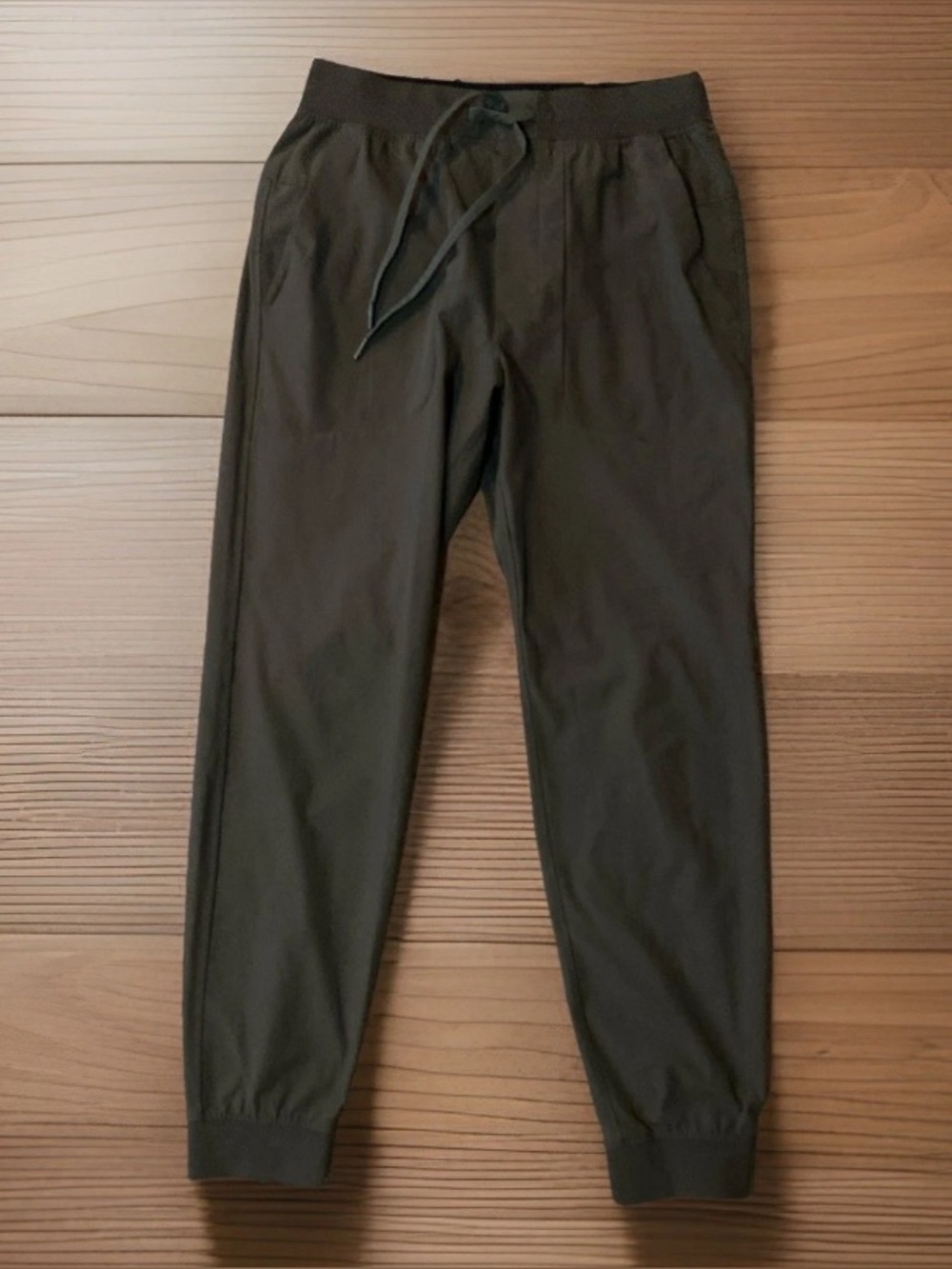 Lululemon ABC Jogger Mens Medium Dark Olive Green Tapered Athletic Pants LM5AJLS